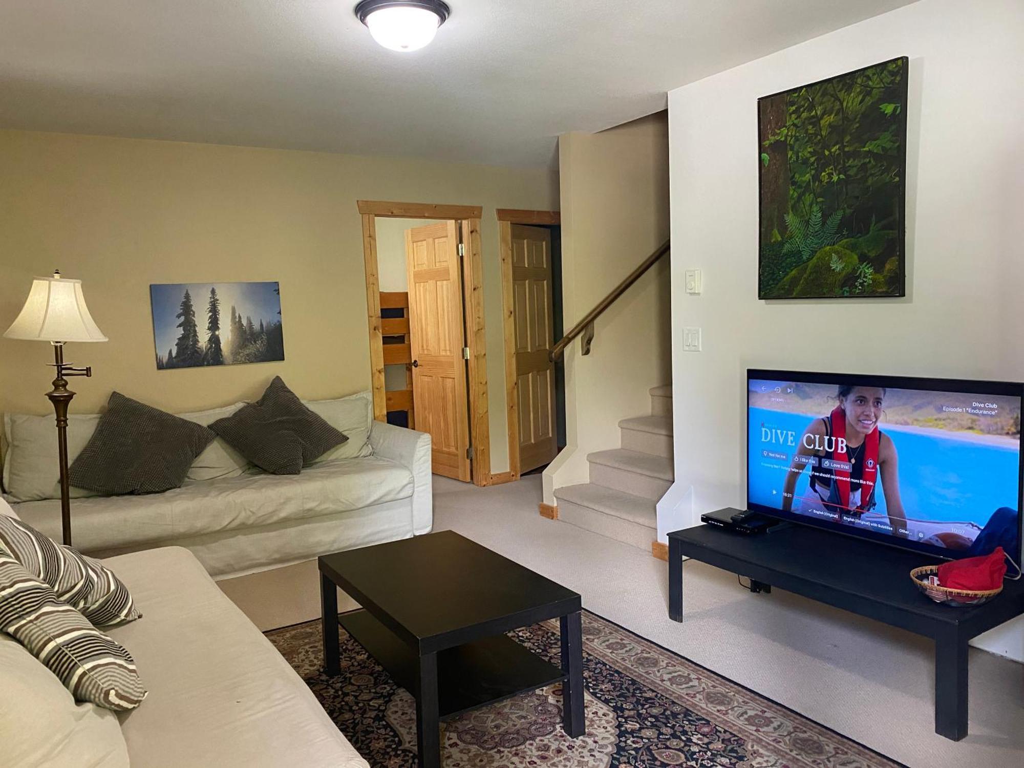 Morrisey Chalet At Sun Peaks Exteriör bild